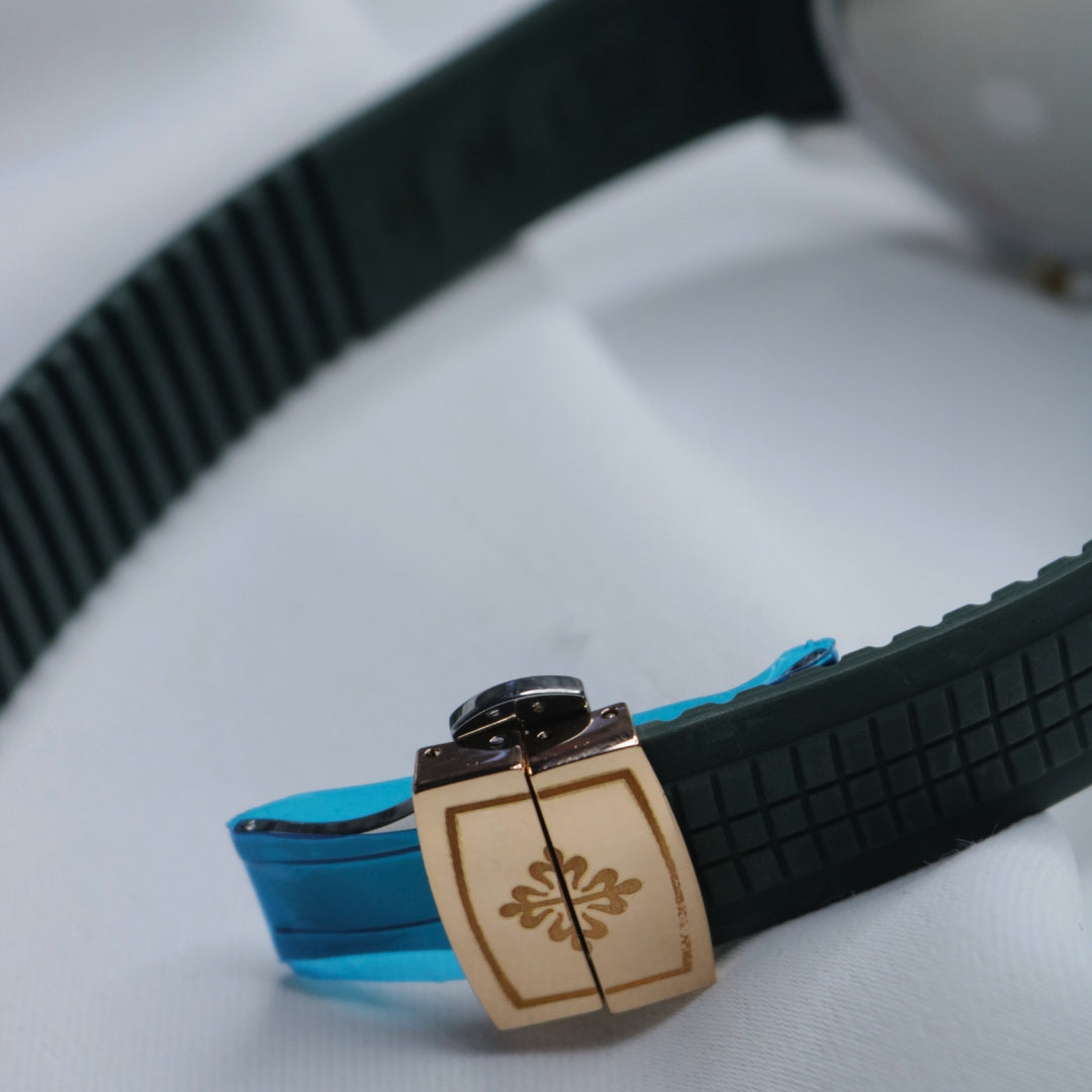 Men's Watch: Green Straps with Green  Dial and Gold Ring