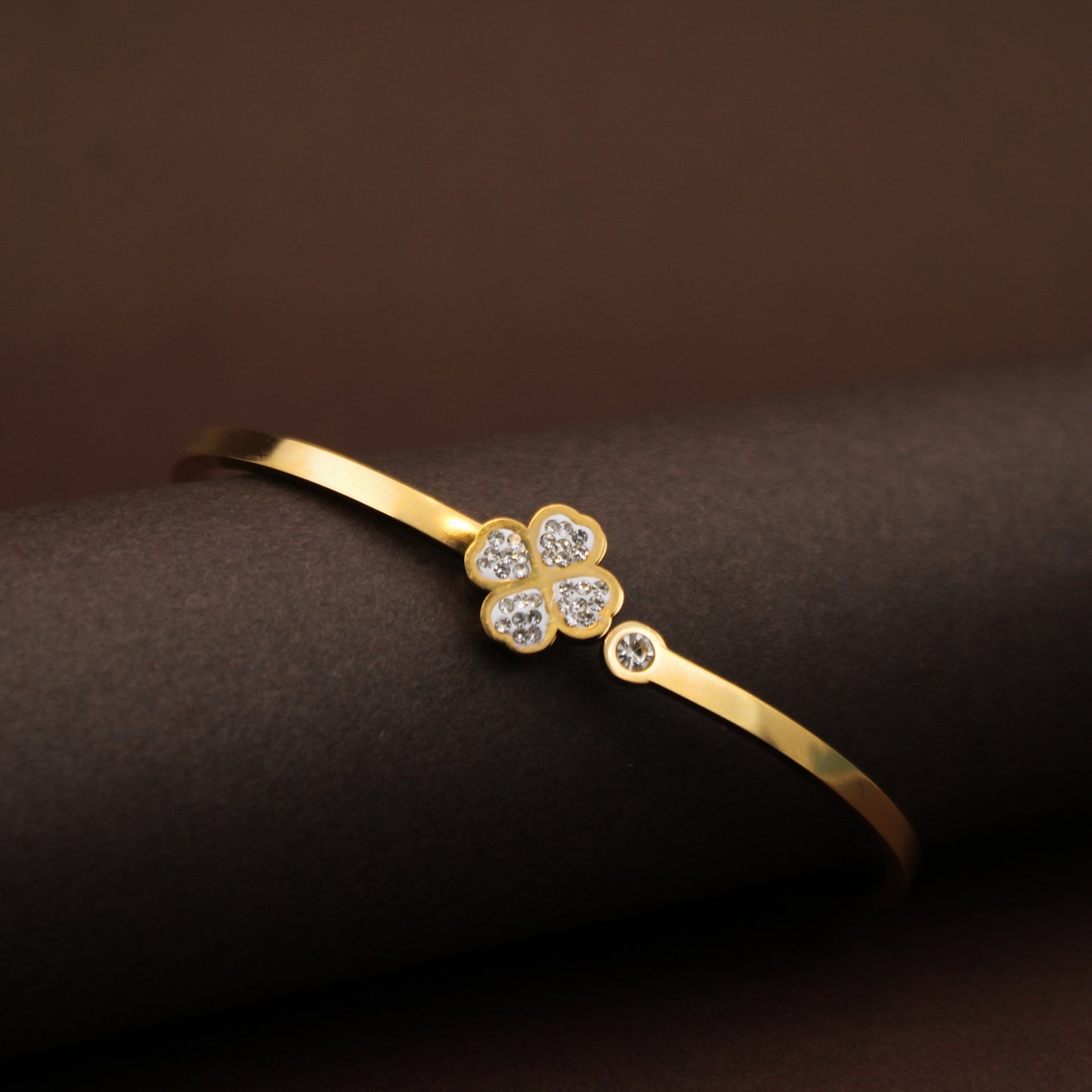 Gold Fleur Bracelet