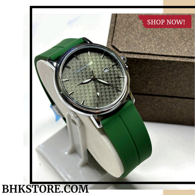 Universe Point Magnetic Lock & Silicone Rubber Straps Watch