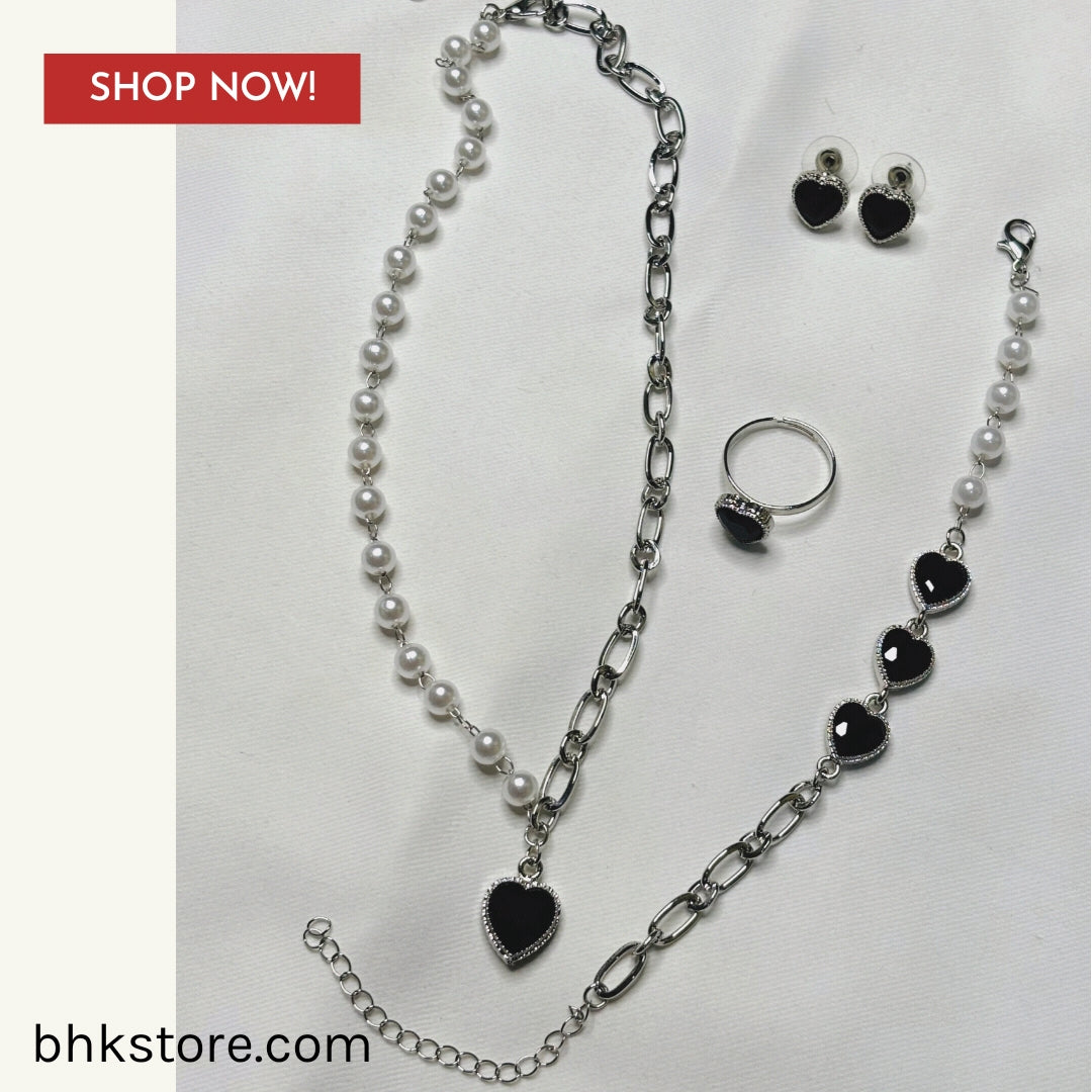Black Heart Pearl Necklace set